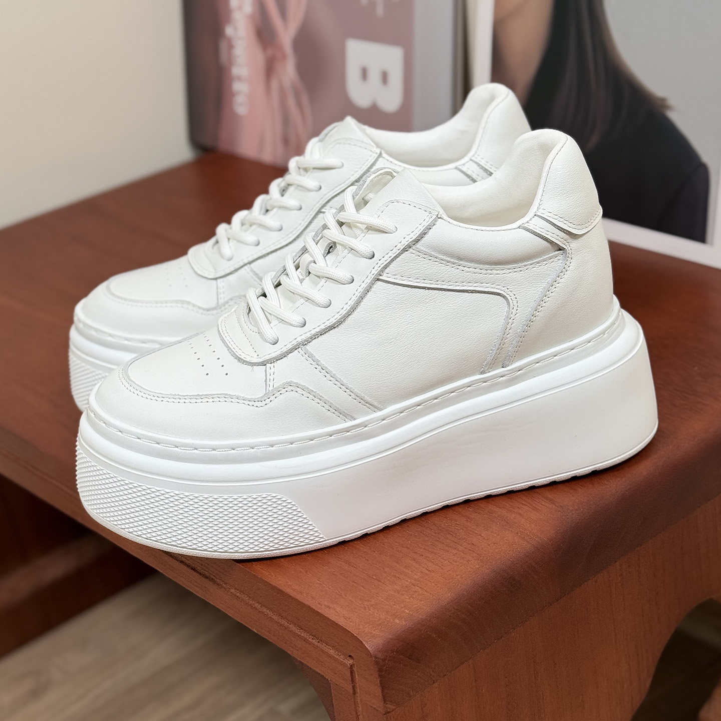 真皮内增高8-10cm松糕厚底小白鞋韩版休闲小个子女款2026新款春款,女鞋,松糕（摇摇）鞋,淘宝优惠券,粉丝福利购,淘宝优惠卷