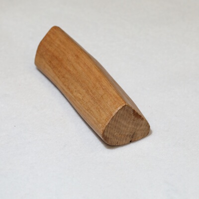 八十年代原木料老山钢印檀香木条