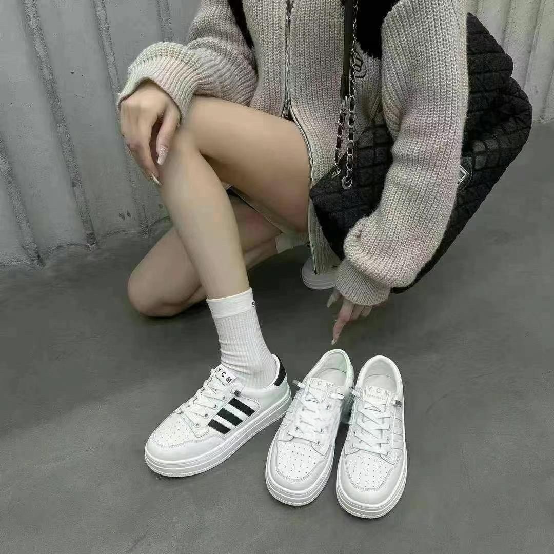 特价真皮透气三道杠小白鞋女2025新款圆头系带百搭运动休闲板鞋潮