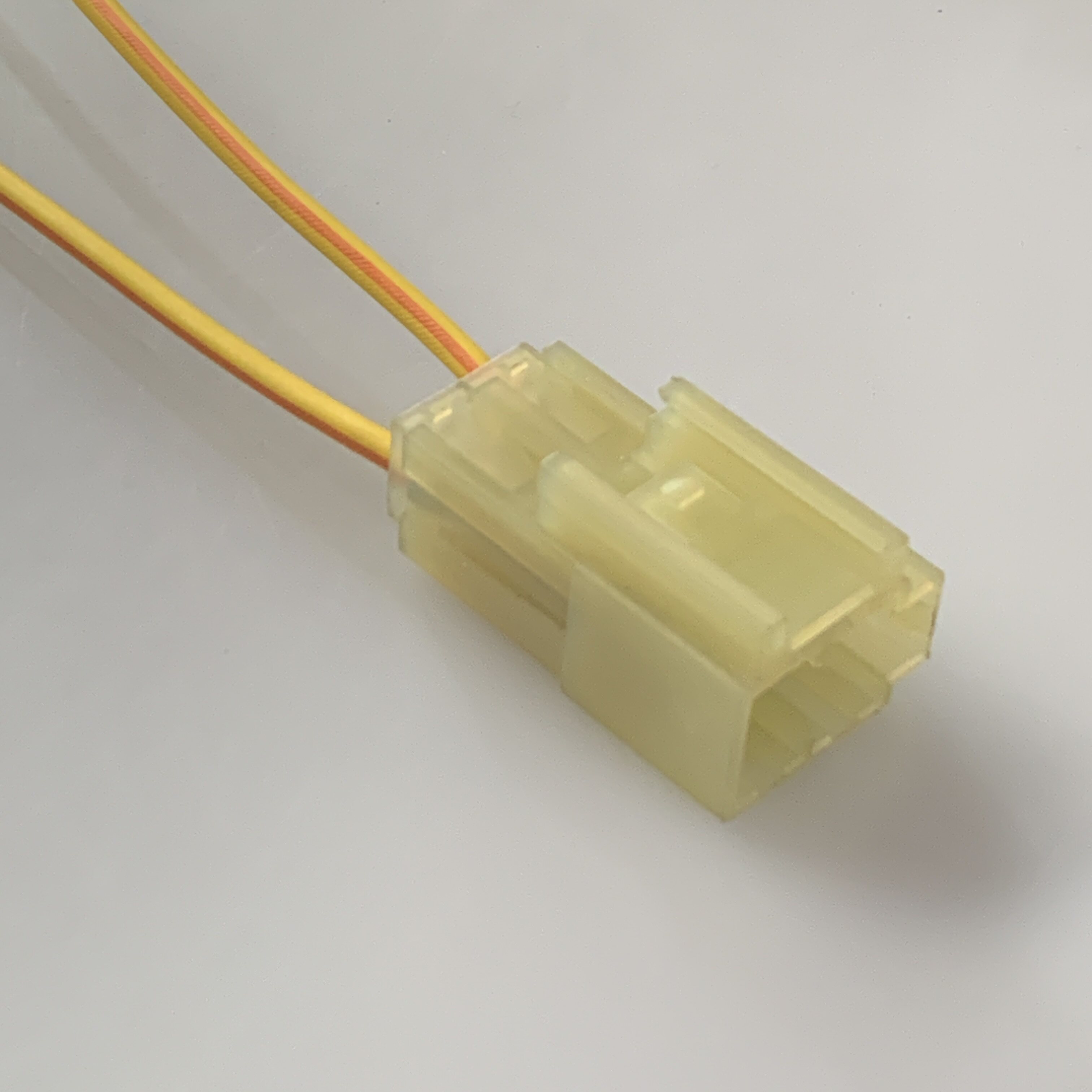 原装 汽车 连接器MG620558/ -5 胶壳   护套 2孔 线束插头现货