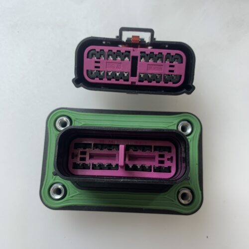 PP1570801/0701适用于长安深蓝SL03/S7底盘电池包插头插座连接器