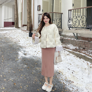 新中式拜年服外套时尚白色羽绒服女设计感小众羽绒服女2025新款冬