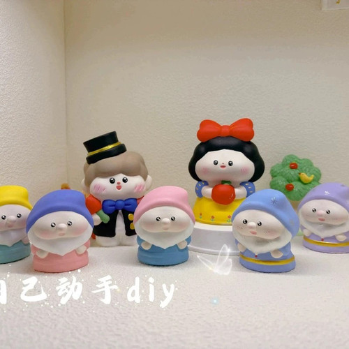 王子白雪公主七个小矮人香薰石膏娃娃diy涂鸦白胚涂色情侣礼物