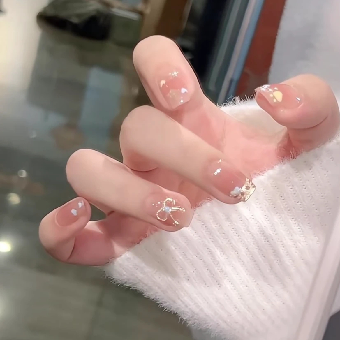 美甲短款新款法式短款KT猫咪粉嫩爱心蝴蝶结美甲可爱学生党显白穿