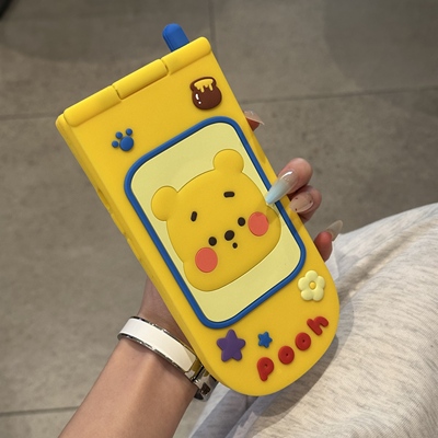 维尼小熊适用苹果16promax手机壳iphone14pro新款13翻盖镜子电话机12可爱11保护套15promax硅胶卡通软壳防摔