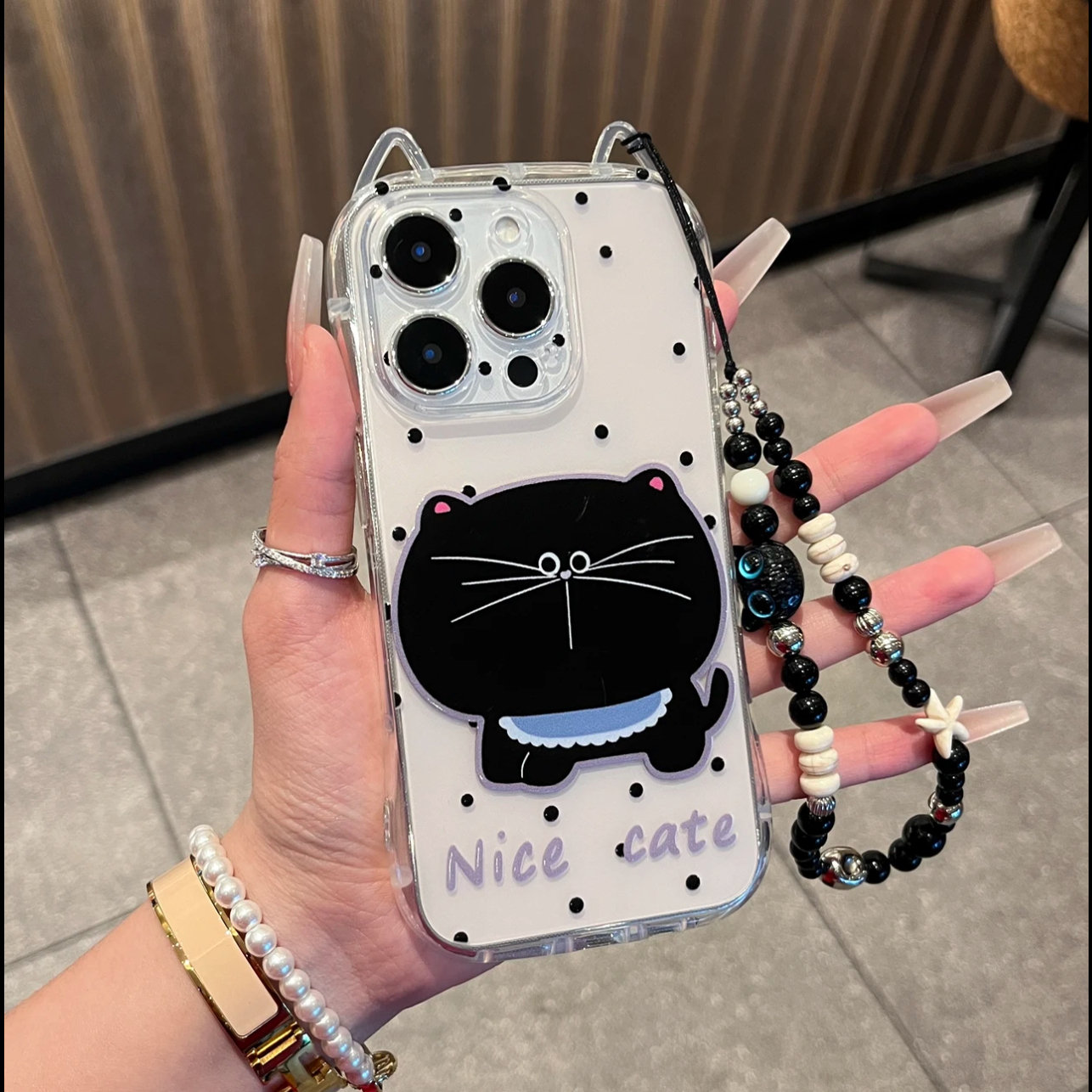 呆萌大黑猫手链适用苹果16promax手机壳iPhone14pro新款13猫耳朵12可爱11保护套15promax透明x硅胶xr软xsmax