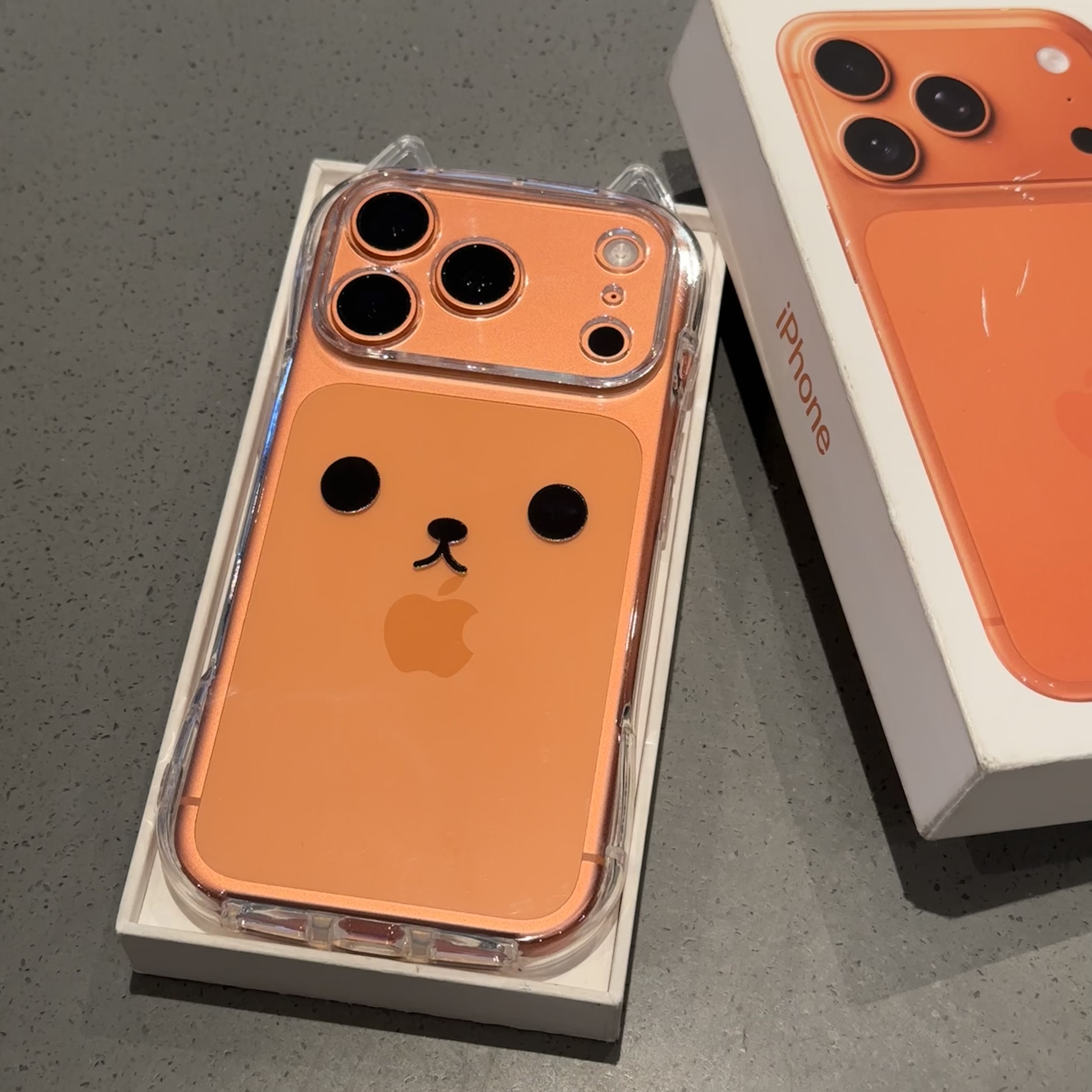 可爱猫耳朵呆萌小熊表情手机壳