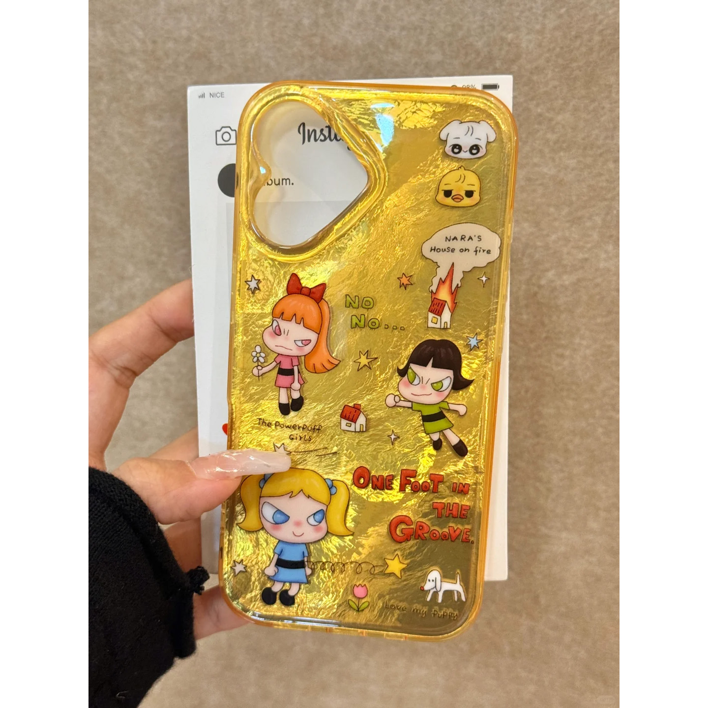 奈良美智女警适用苹果15promax手机壳iphone16可爱12华为mate60新款pura70/vivo小米14红米note13荣耀oppok70