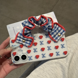 草莓腕带适用iPhone16pro手机壳14苹果15promax时尚13高级感12华为mate70新款k80双层vivo小米15荣耀oppo女11