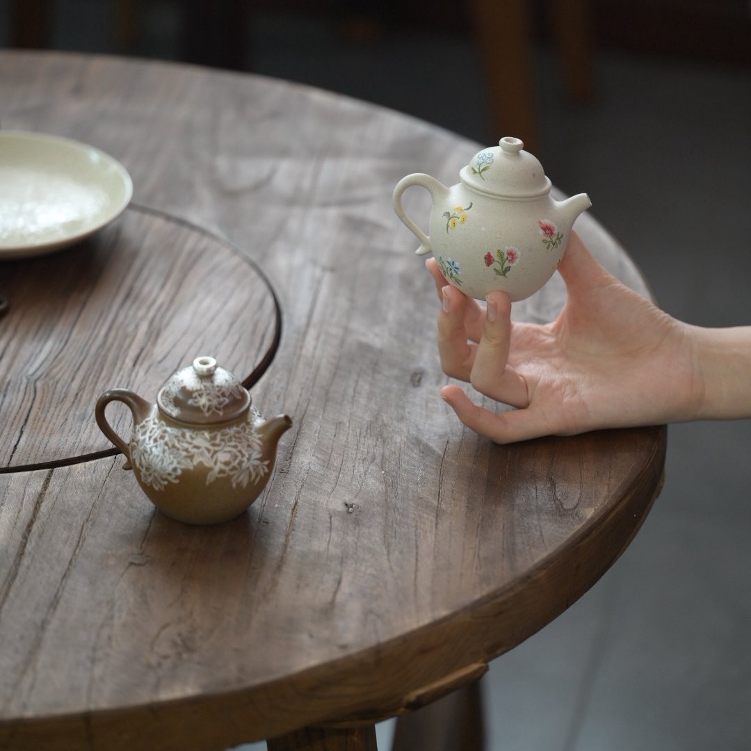 闲庭茶器×泊物【大彬圈钮】原矿白段泥老段泥宜兴紫砂壶纯银手绘