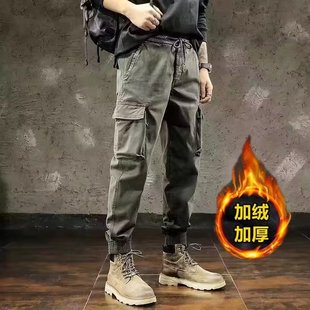 军绿色加绒男士潮牌英伦雅痞战术军事风秋冬季休闲束脚工装裤子男