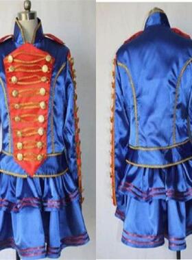 偶像组合AKB48 真心电流 小岛阳菜 渡边麻友 cosplay服 舞台表演