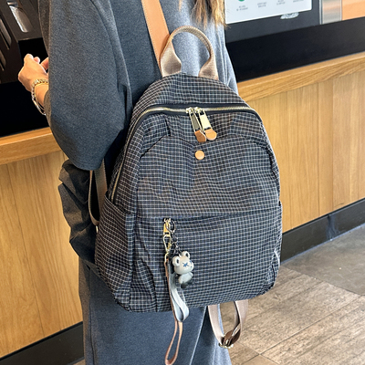 2025新款时尚尼龙格子双肩包