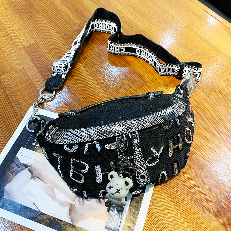 包包2023新款亮片胸包女夏