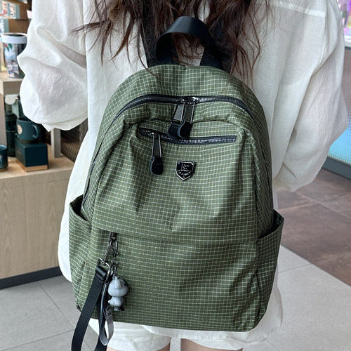 梦雪莎防水格纹尼龙登山双肩包女