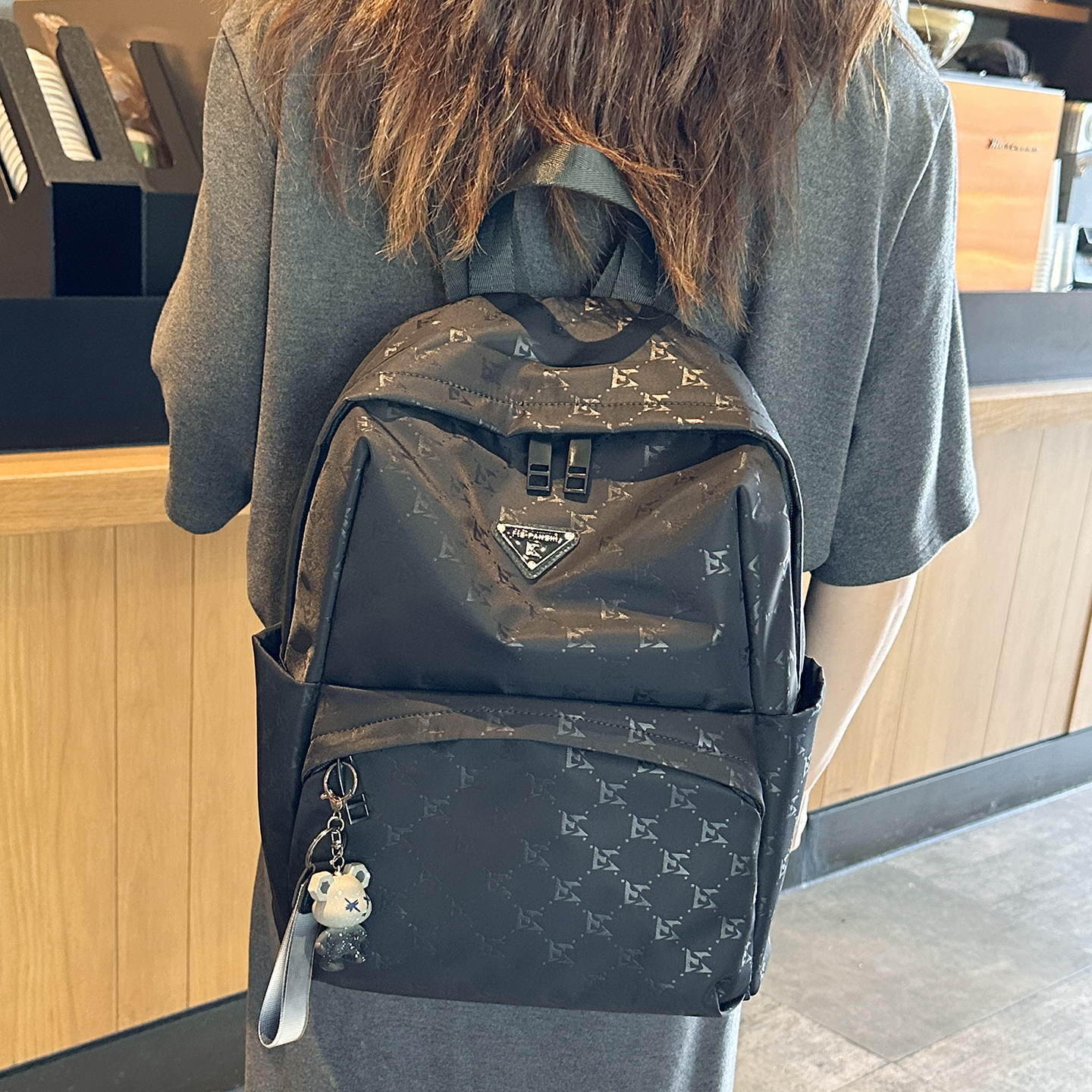 梦雪莎双肩包女旅游徒步登山包