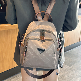 2026新款 旅行轻便防水登山背包女牛津布户外便携印花小双肩包 时尚