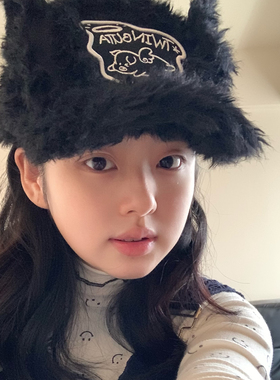 可爱毛绒小猪鸭舌帽Y3K别碰我耳朵棒球帽秋冬甜酷辣妹黑色帽子潮