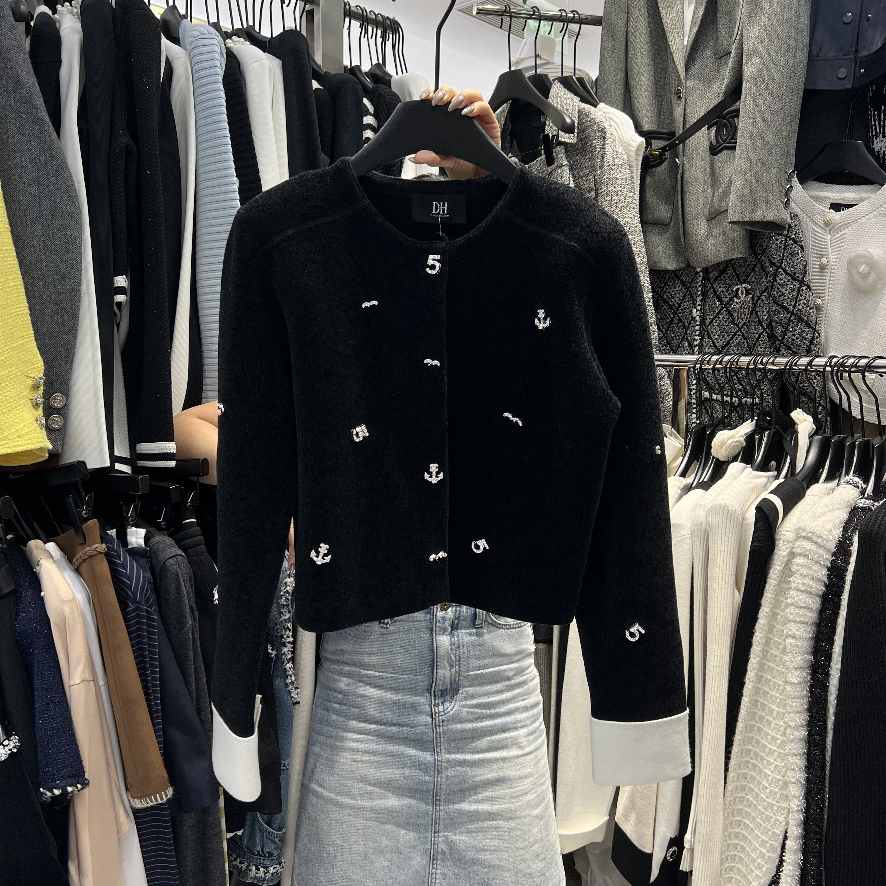 设计感重工铆钉单排扣针织开衫