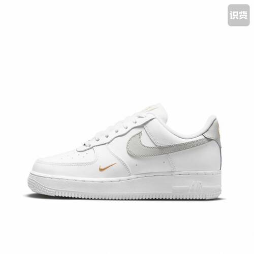 【急速发货 假一赔三】Nike Air Force 1 空军一号 女子板鞋 2仓