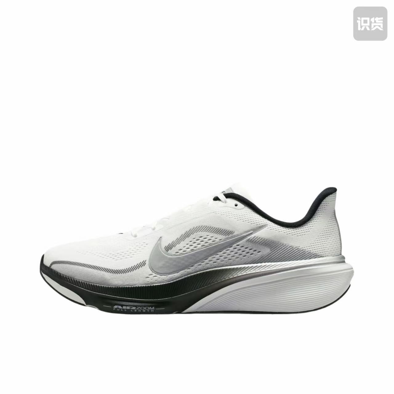 Nike舒适轻便防滑透气跑鞋
