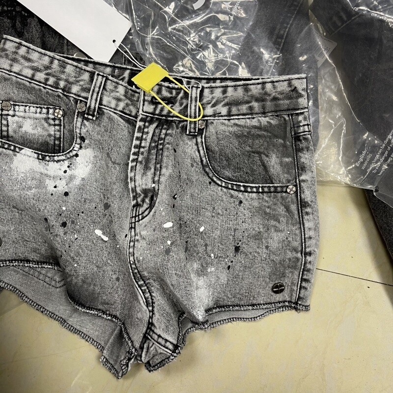 2025潮刺绣十字架牛仔短裤女设计感小众泼墨阔腿短裤辣妹高腰热裤