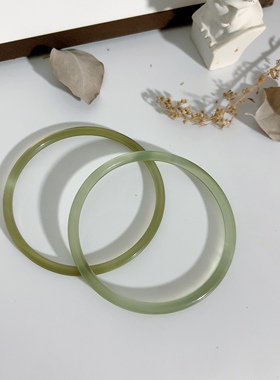 远山如黛气质清冷感玉髓叮当镯