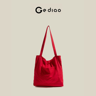 格调studio韩系纯色红色帆布包包2026新款多口袋手提包单肩托特包