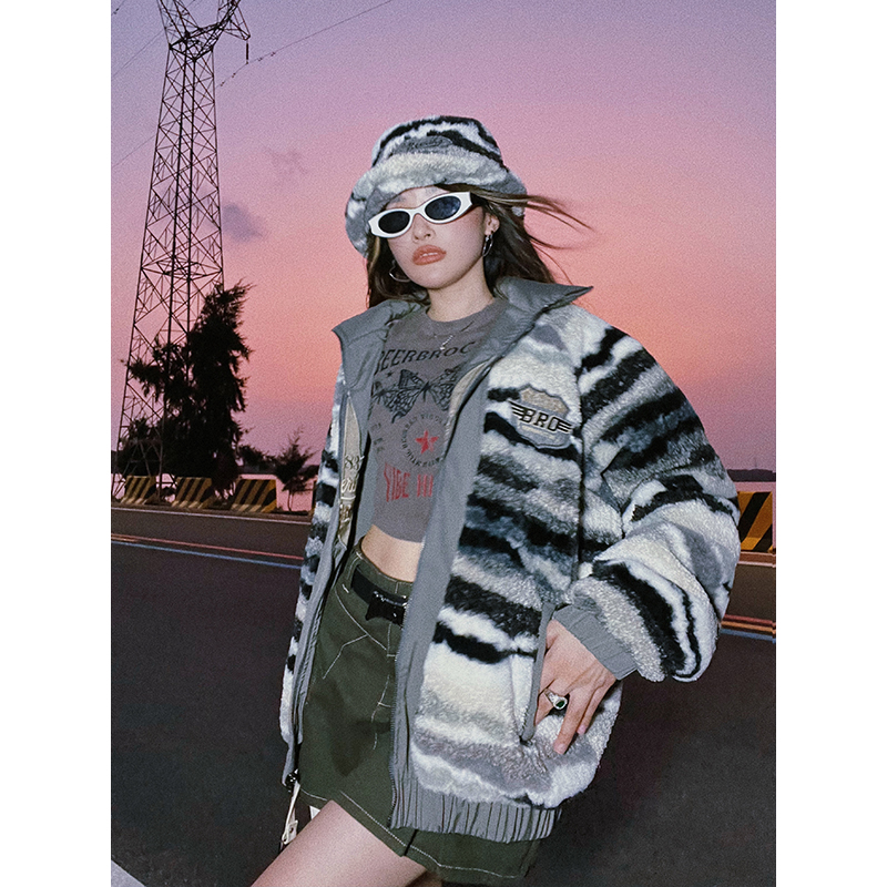 两面穿羊羔绒美式复古外套