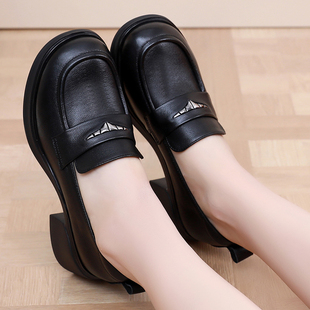 头层牛皮大码乐福鞋2026春秋新款软底防滑女单鞋真皮复古圆头通勤