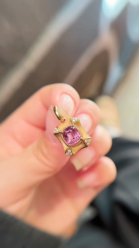 天然缅甸紫尖晶吊坠18k金镶嵌钻石经典款ins风Vintage复古全净