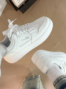 回力白色厚底板鞋女款2026新款爆款小白鞋女鞋简约百搭学生休闲鞋