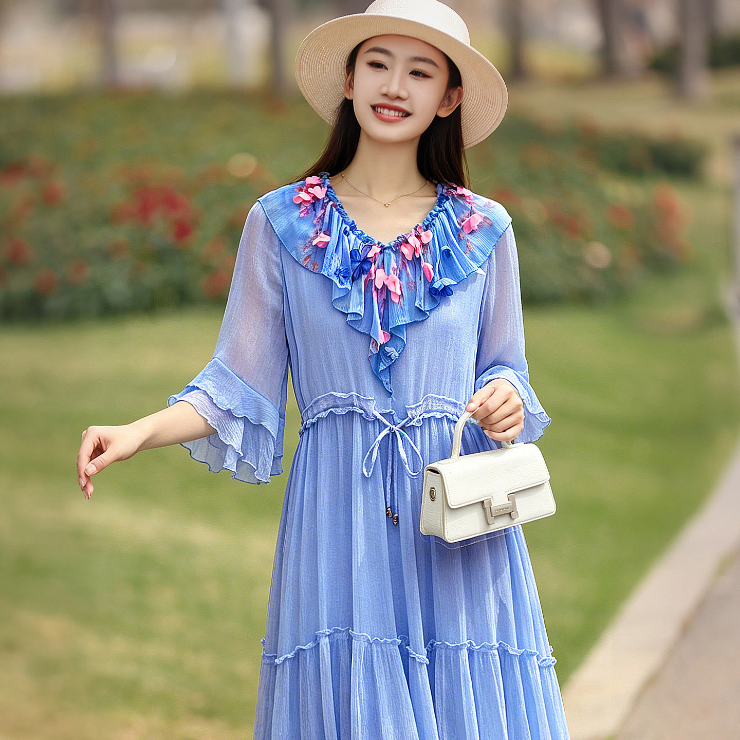 真丝桑蚕丝连衣裙女V领五分袖蓝色收腰显瘦A字裙通勤度假风中长款
