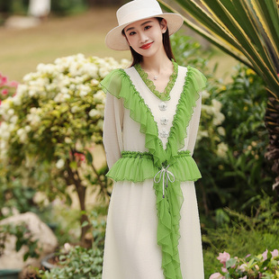 桑蚕丝拼接毛织连衣裙女高级感轻奢时尚洋气质宽松显瘦针织中长款