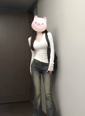 辣妹正肩V领短款修身长袖T恤