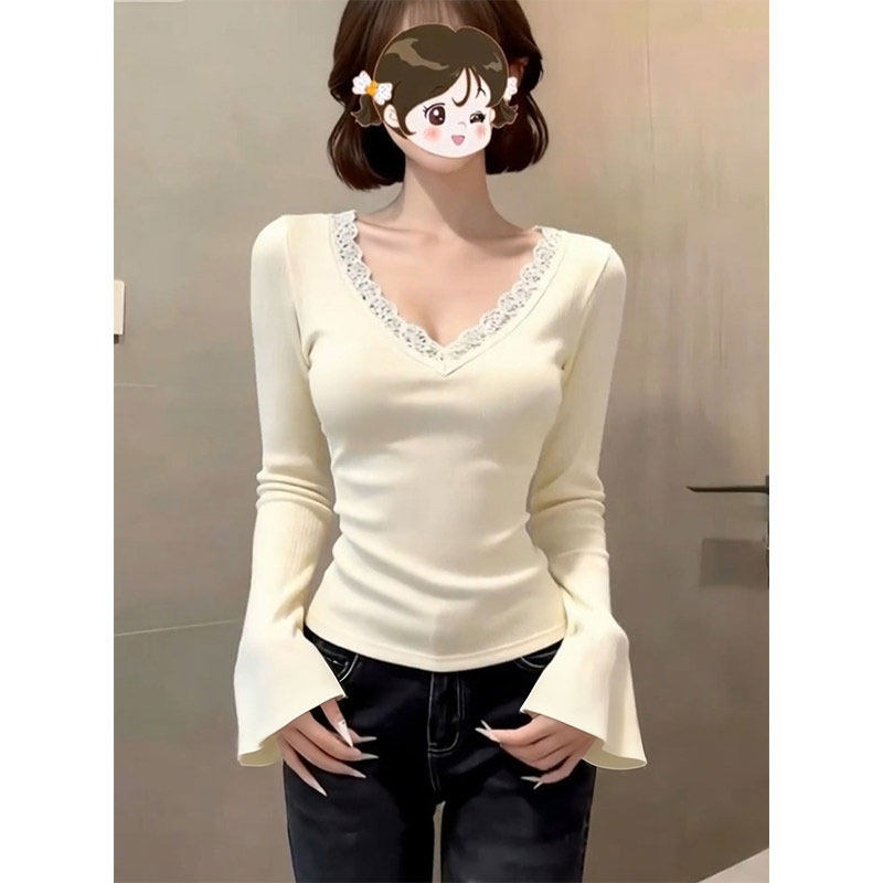 喇叭袖蕾丝V领德绒打底衫女秋冬内搭短款上衣辣妹修身加绒保暖T恤