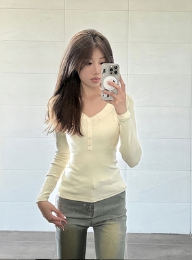 设计感小众V领纯棉长袖T恤女春秋内搭短款打底衫美式辣妹修身上衣