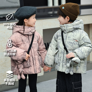 儿童羽绒服短款男女宝宝同款2025新款洋气迷彩白鸭绒加厚保暖外套