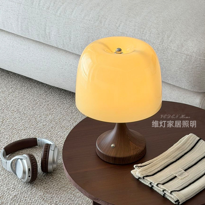 北欧奶油蘑菇台灯可充电触摸开关书房卧室床头灯装饰氛围感小夜灯