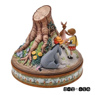 日本代购 小熊维尼 树桩获救 可爱 卡通 音乐盒 八音盒 树脂摆件