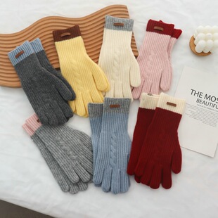 韩国2025冬ins博主同款手套羊毛针织触屏布标加厚户外保暖女骑车
