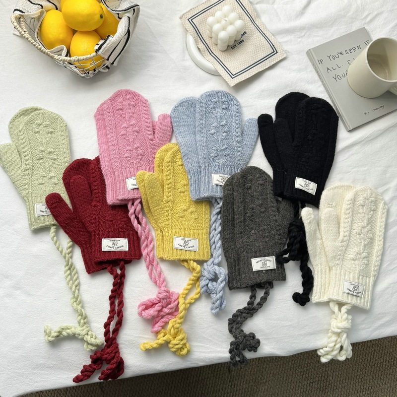 2025年新款韩国ins风郁金香针织毛线纯色全包手套女秋冬保暖挂脖