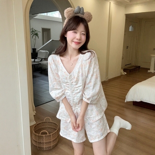 可爱少女花花兔V领棉纱睡衣女款 可外穿家居服 夏天透气五分袖 短裤