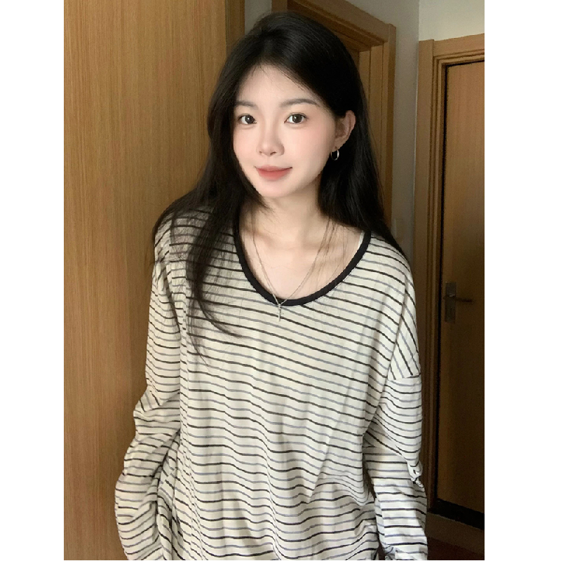 韩系慵懒宽松撞色条纹正肩上衣女