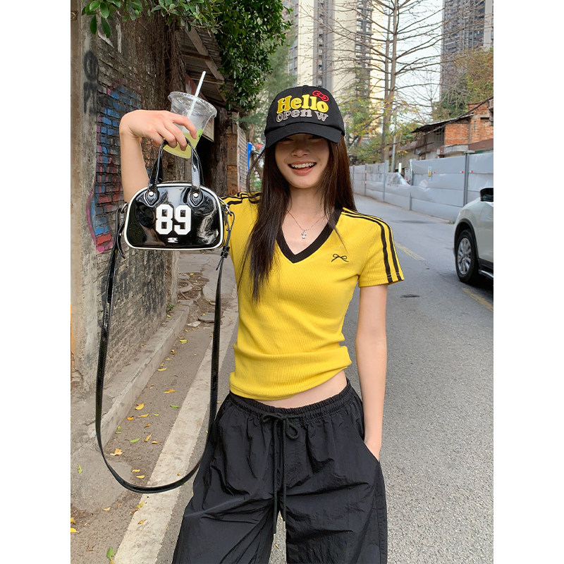 V领蝴蝶结条纹正肩短袖T恤女上衣