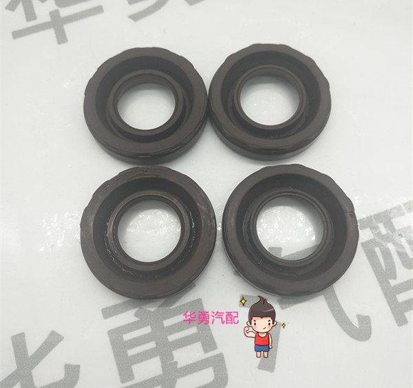 适用于夏利四缸A+N3吉利优利欧金刚自由舰金鹰火花塞油封火花塞套