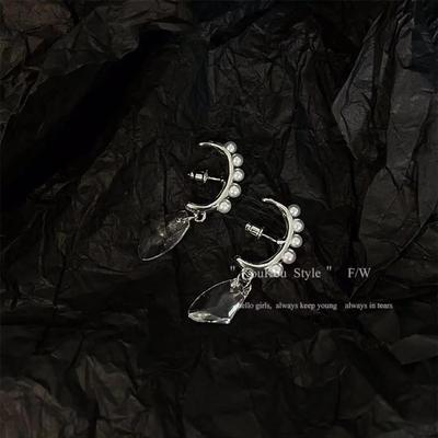 珍珠耳饰耳环小众设计感透明水滴耳坠女C形耳圈网红耳钉韩国