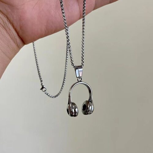 悦动旋律 音乐耳机吊坠项链小众新款百搭秋冬毛衣链 耳麦钛钢项链