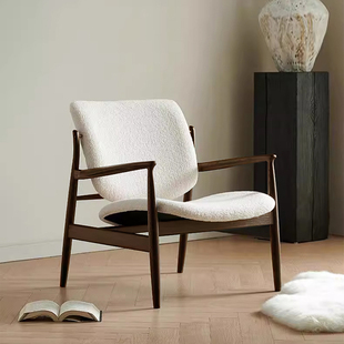 现代实木沙发椅休闲椅北欧风设计师椅子阳台家用实木酋长椅洽谈椅