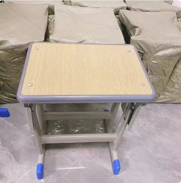 中小学生高中培训班机构写字桌椅单双人课桌椅补习辅导班教室学校图片